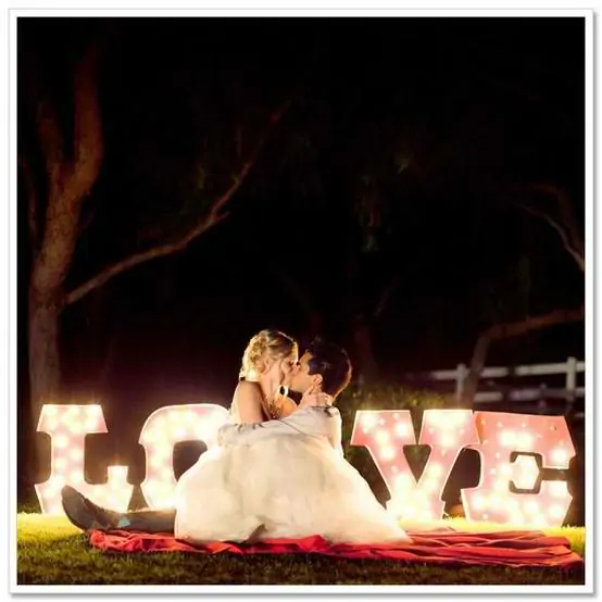 wedding photo props ideas