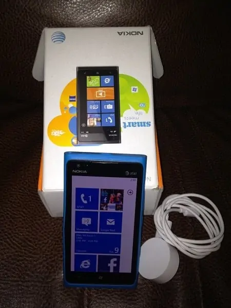 Nokia Lumia 900 Review: A Loaded Smart Phone For Smart Moms