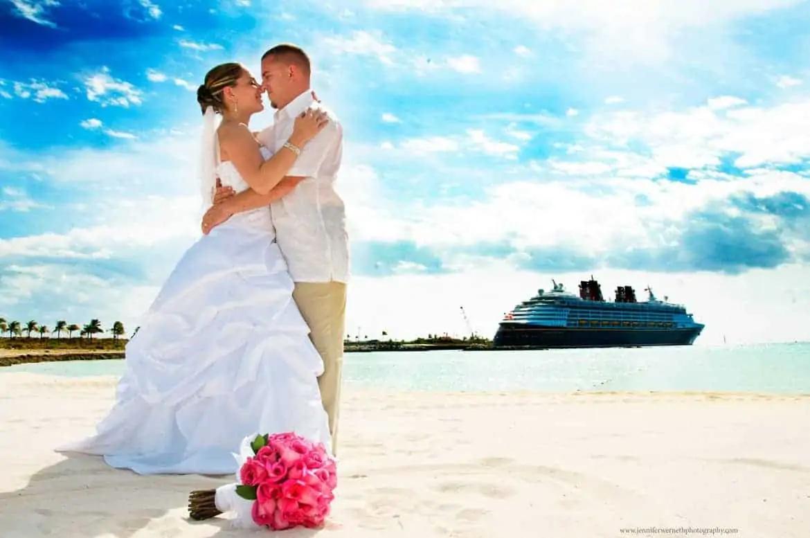 pros and cons of cruise weddings