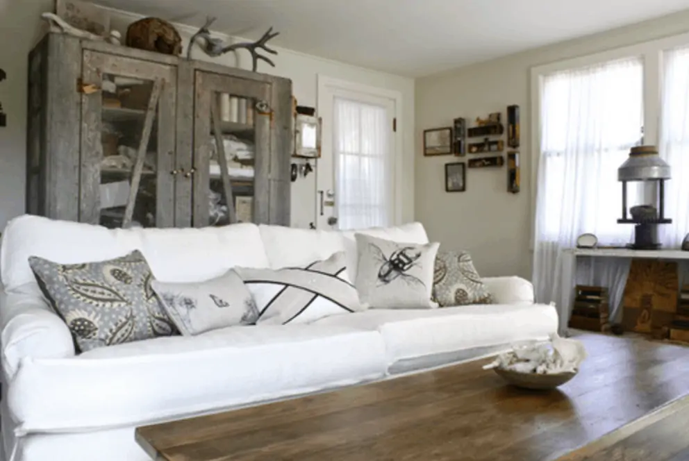 rustic coastal living room