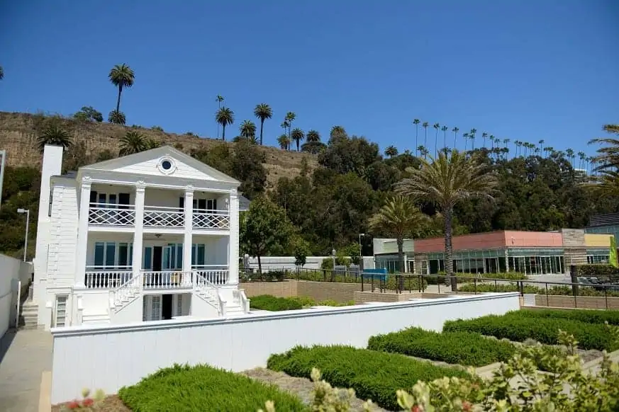 Annenberg Community Beach House