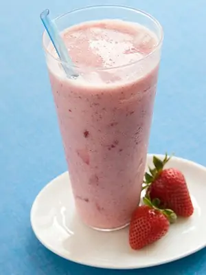 StrawberryBananaFlaxSmoothie