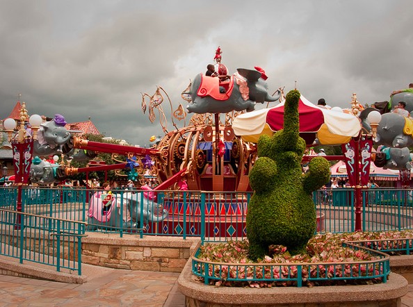 Walt Disney World Magic Kingdom Park dumbo ride