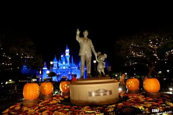 disneyland at halloween 1