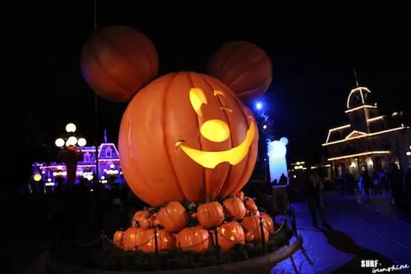 disneyland at halloween 3