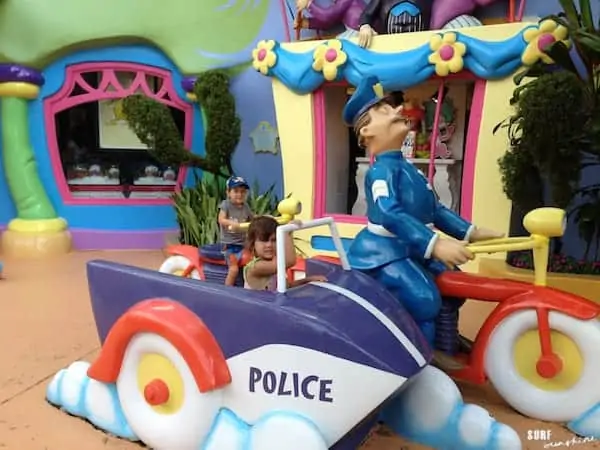 universal orlando dr seuss police