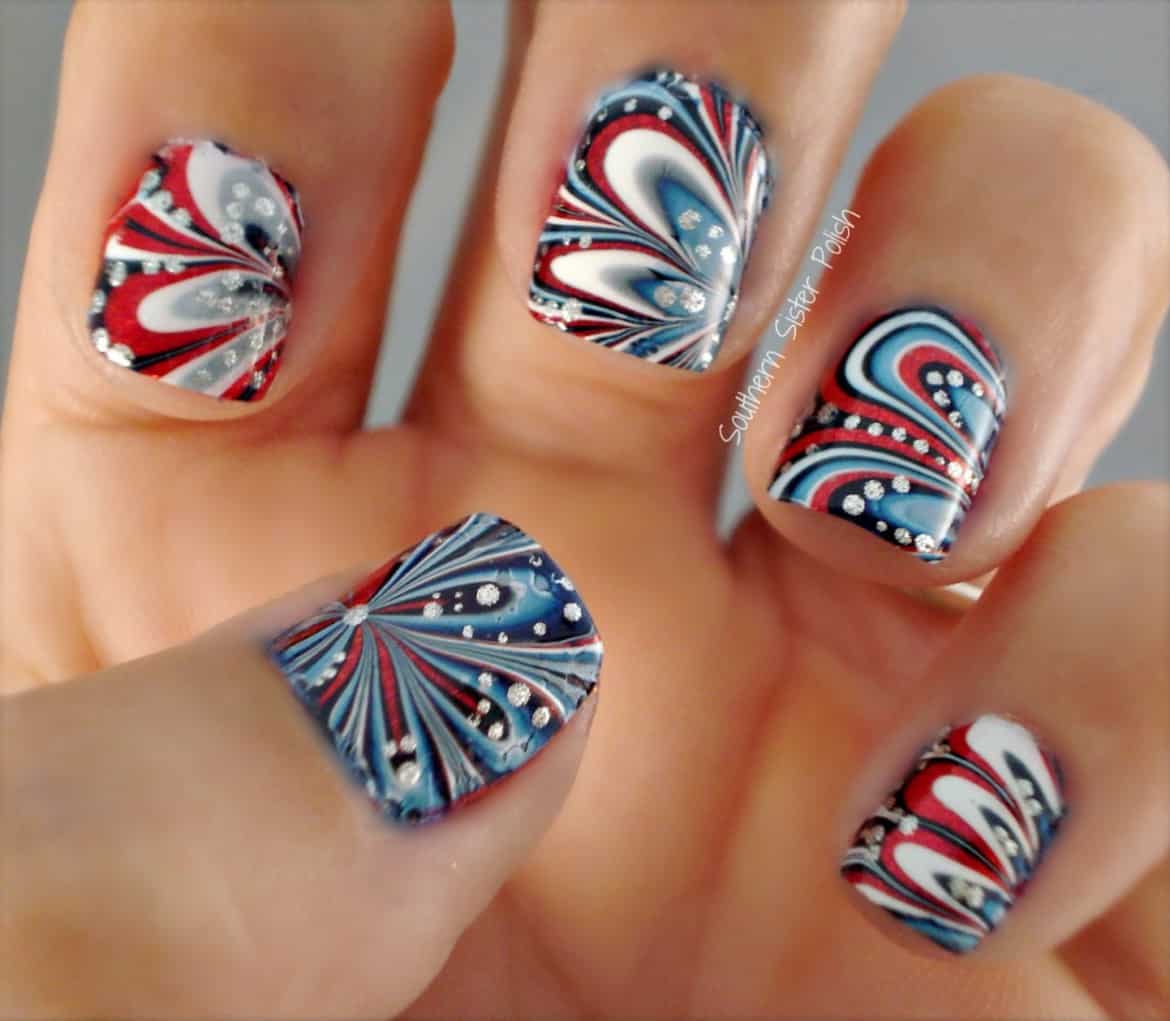 fourth of july nail art swirls