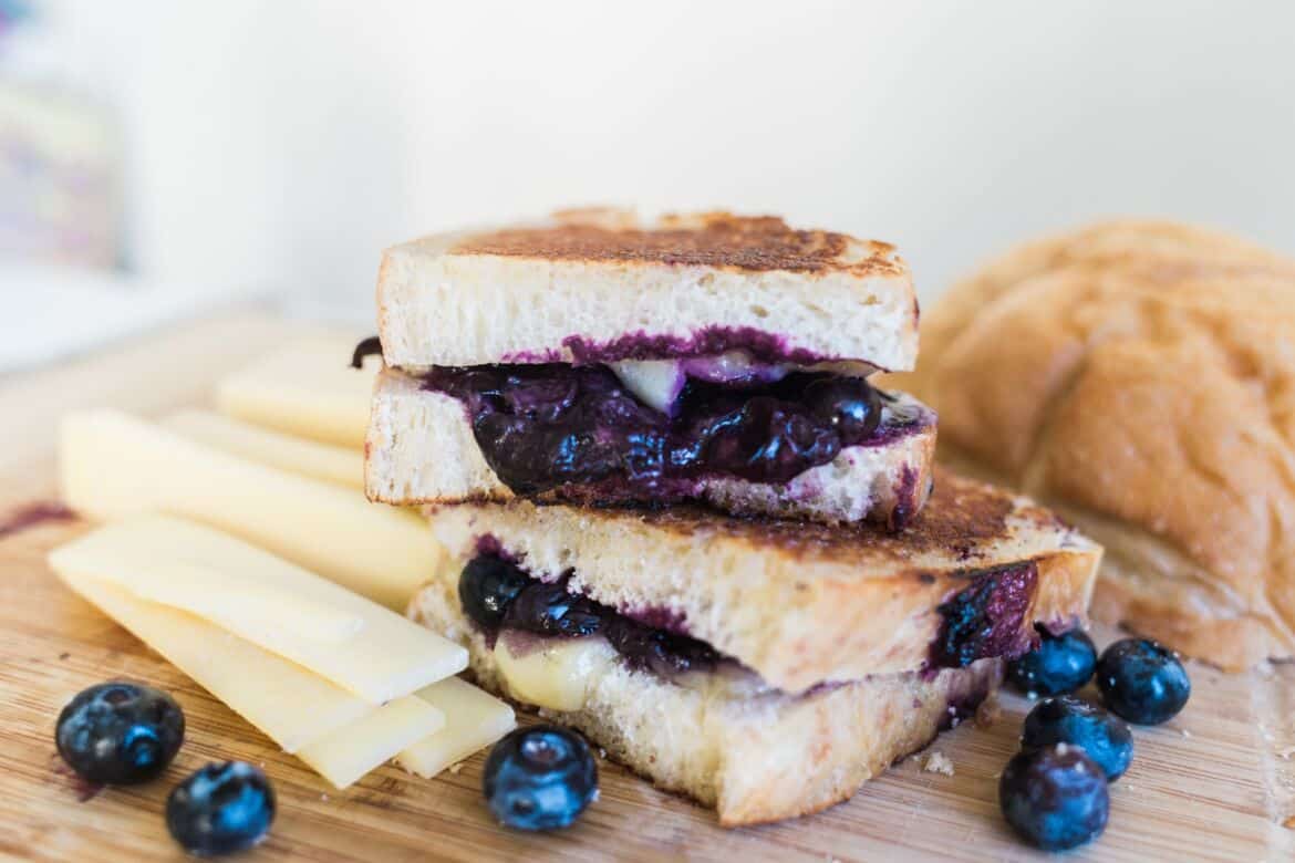 blueberry grilled cheese sandwich recipe