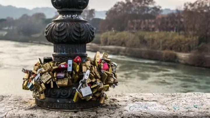 Ponte Milvio Love Locks