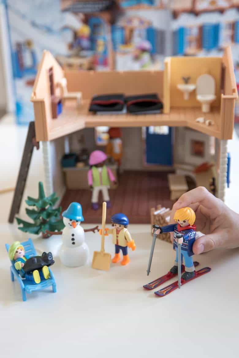 playmobil ski lodge