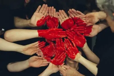 hands heart