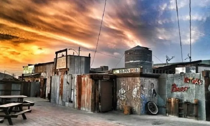 Joshua Tree Saloon st sunset