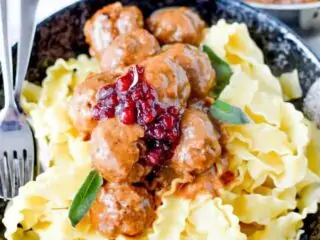 Easy Swedish meatballs recipe