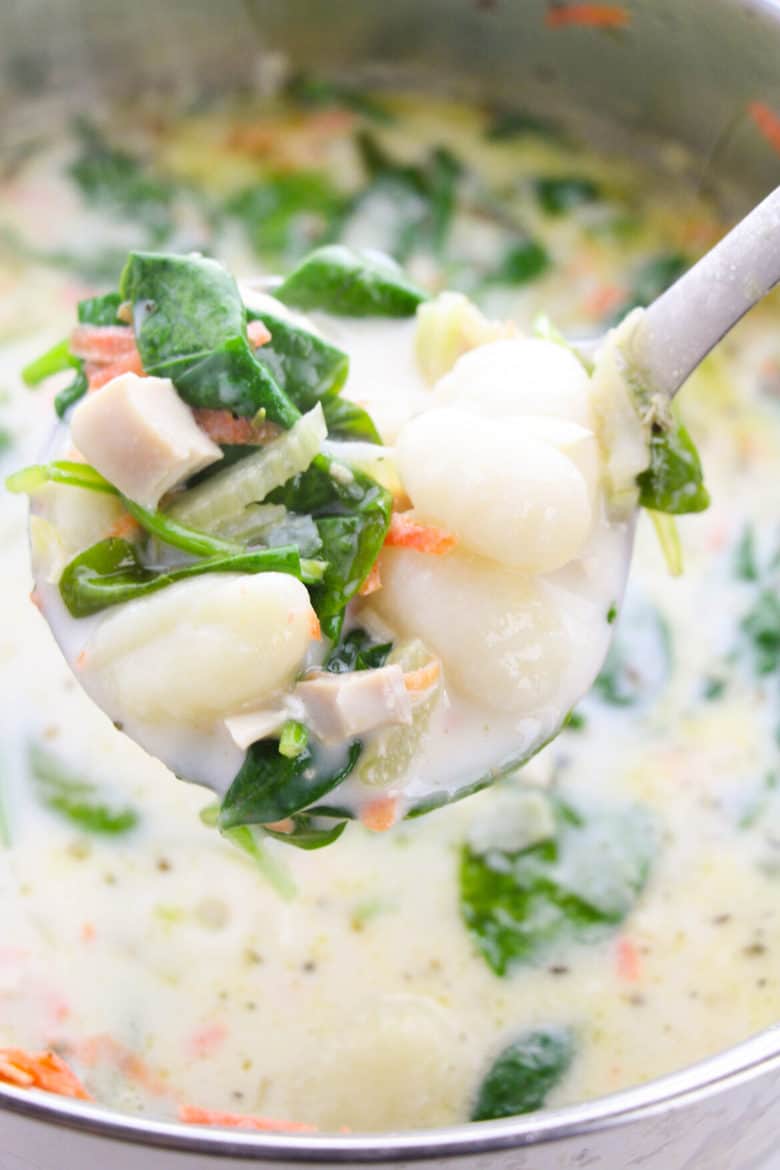 Copycat Olive Garden Chicken Gnocchi Soup Recipe