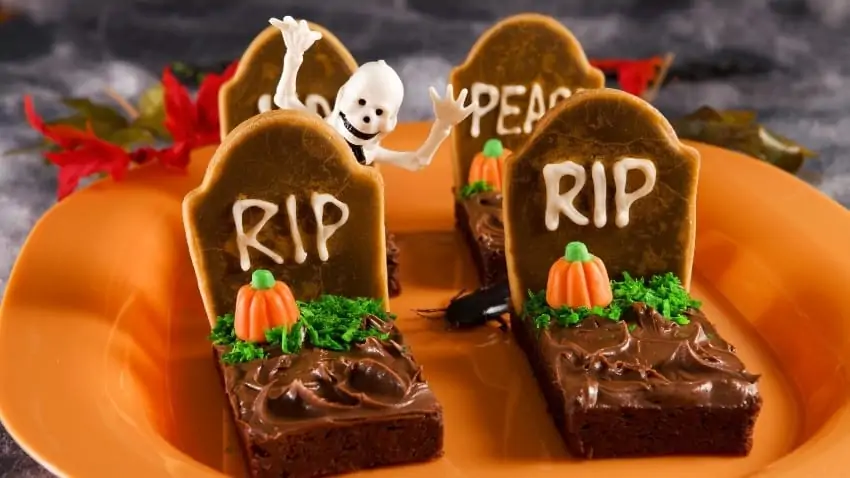 RIP Gravestone Brownies