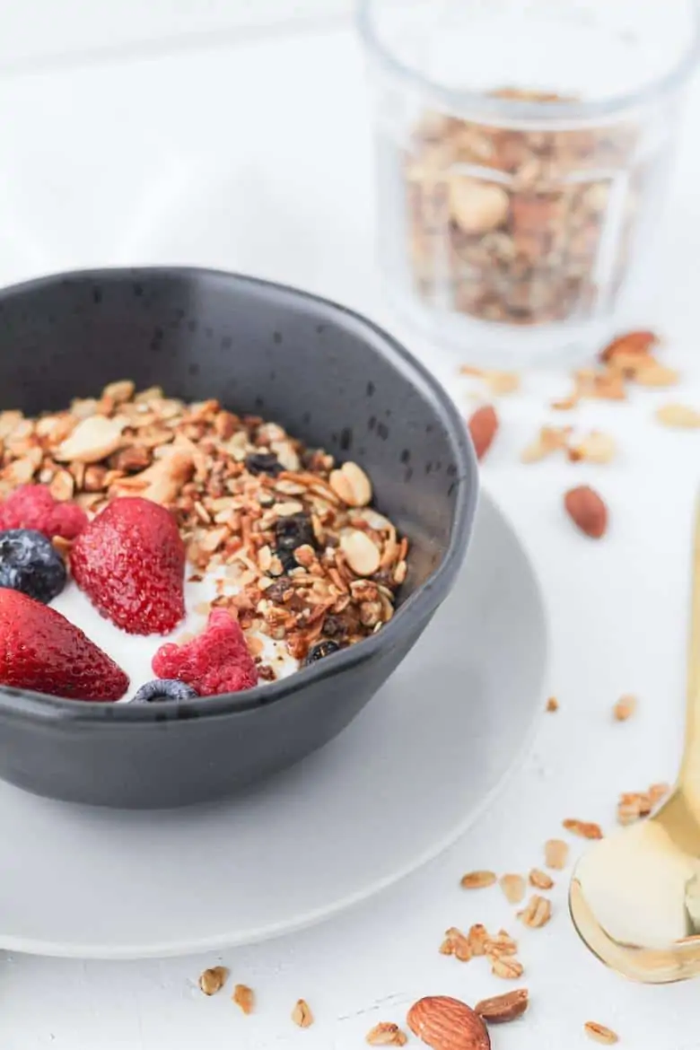 granola cereal bowl