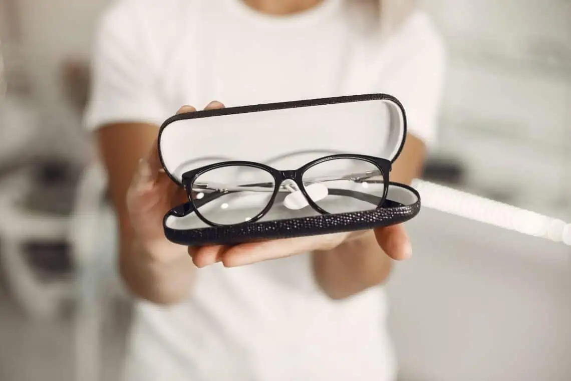 How To Choose The Right Reading Glasses -  - How To Choose The Right Reading Glasses