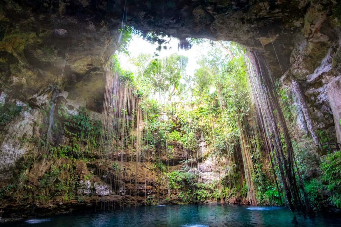 Cenotes In Mexico: The Yucatan Underworld, image size:1170x780