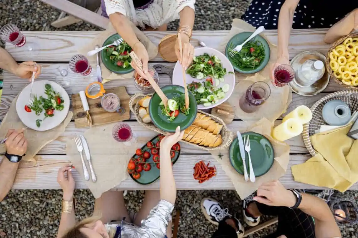 outdoor dining table