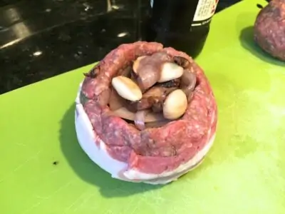 bacon beer can burger recipe