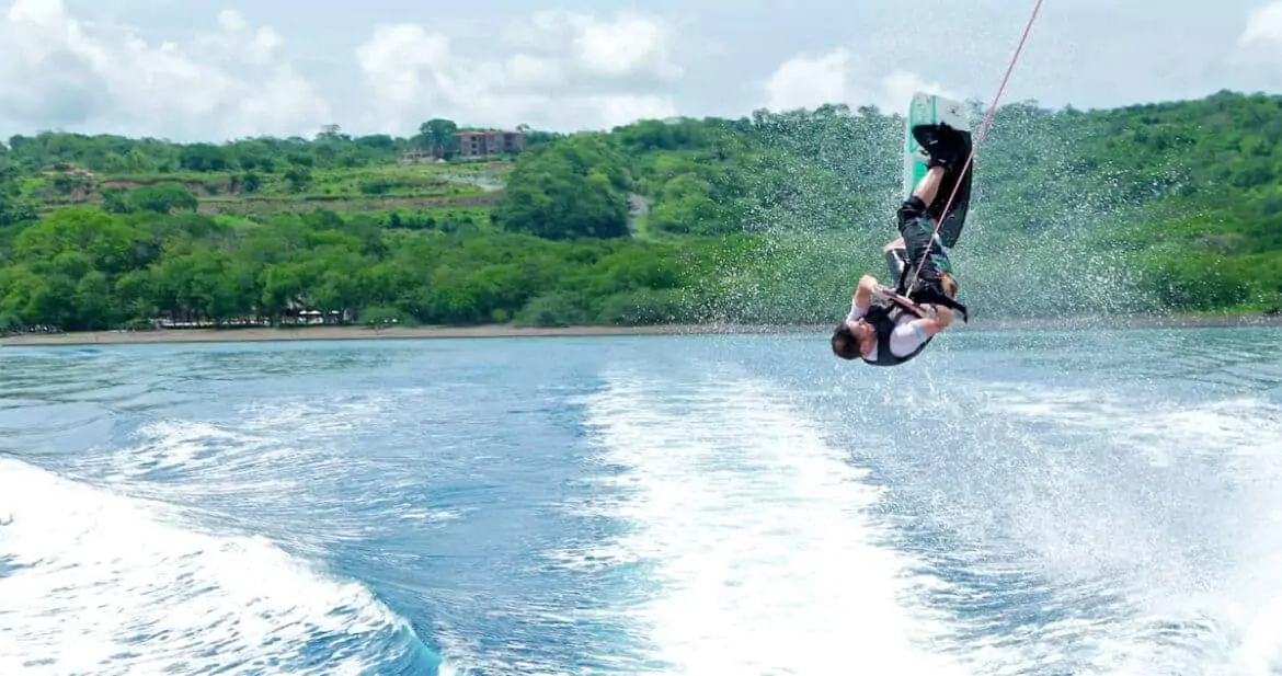 el mangroove costa rica wakeboarding