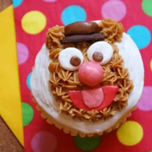 Fozzie Bear Cupcake