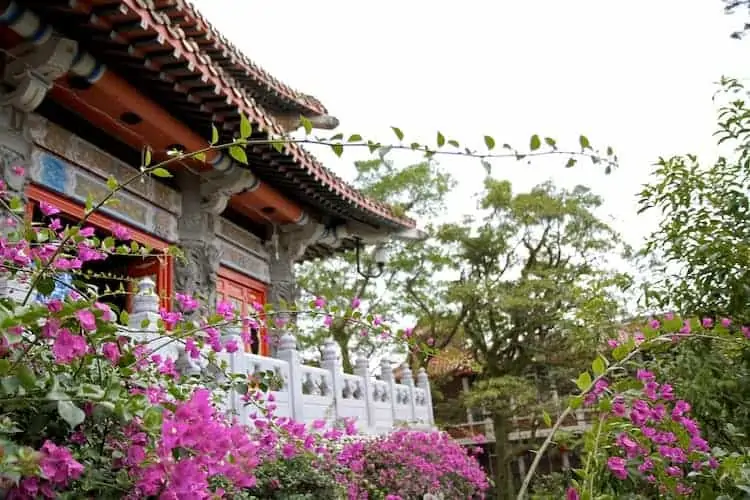 po lin monastery lantau island hong kong 2