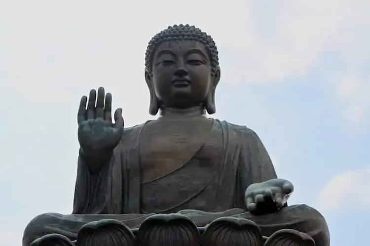 tian tan buddha lantau island hong kong 3